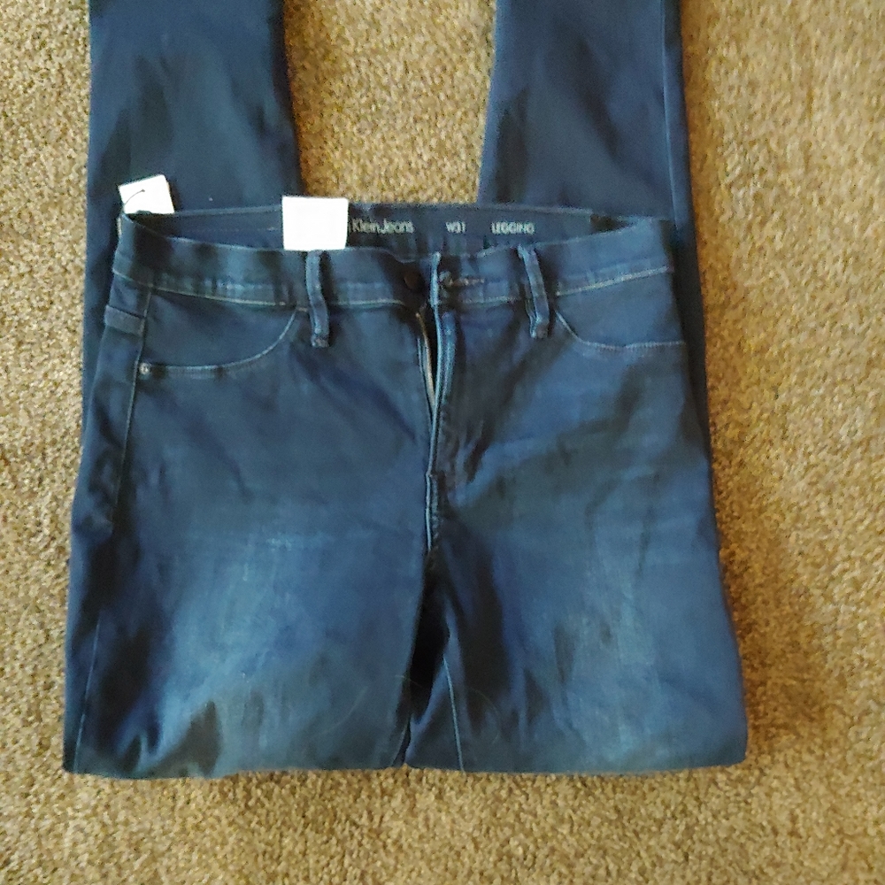 Calvin Klein Jeans..legging with power stretch